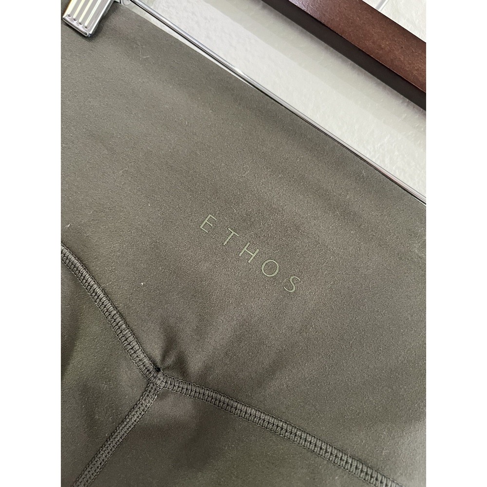 ETHOS Leggings OLIVE GREEN Side Pockets Athletic Workout  MEDIUM SHORT